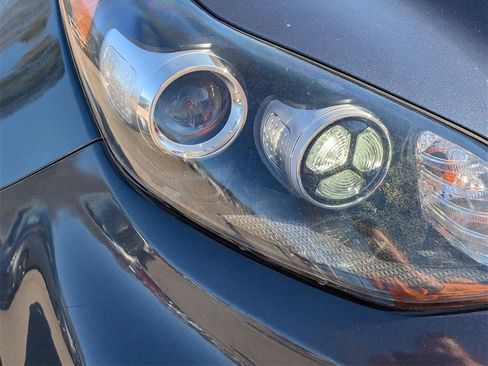 Used 2022 Kia Sportage LX image 9