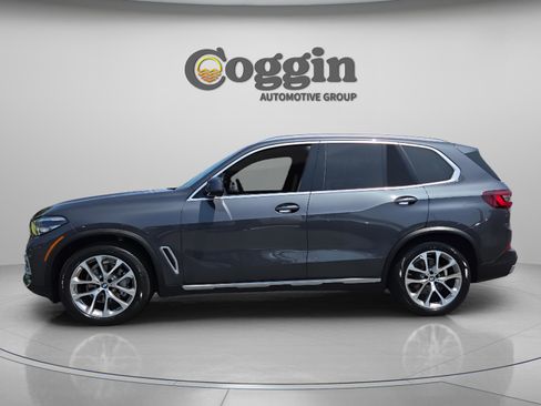 Used 2020 BMW X5 sDrive40i w/ Premium Package RWD image 2