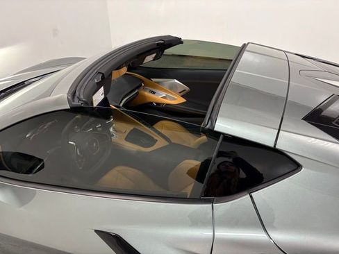 Used 2024 Chevrolet Corvette Stingray w/ Z51 Performance Package image 2