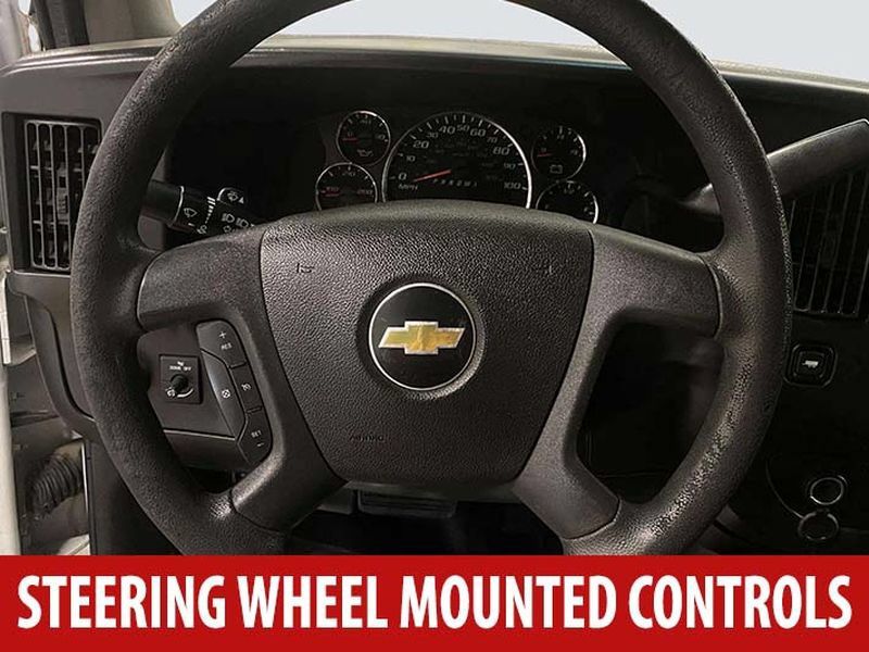 Used 2017 Chevrolet Express 2500 Extended RWD image 8