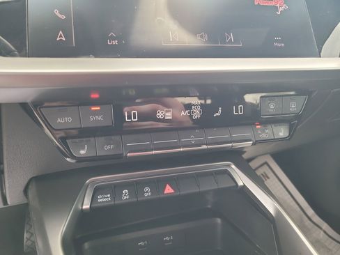 Used 2022 Audi A3 2.0T Premium FWD image 19