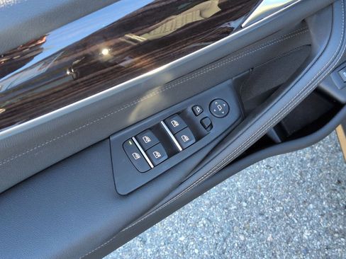 Used 2023 BMW 540i w/ M Sport Package image 15