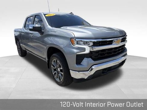 Used 2024 Chevrolet Silverado 1500 LT AWD/4WD image 17