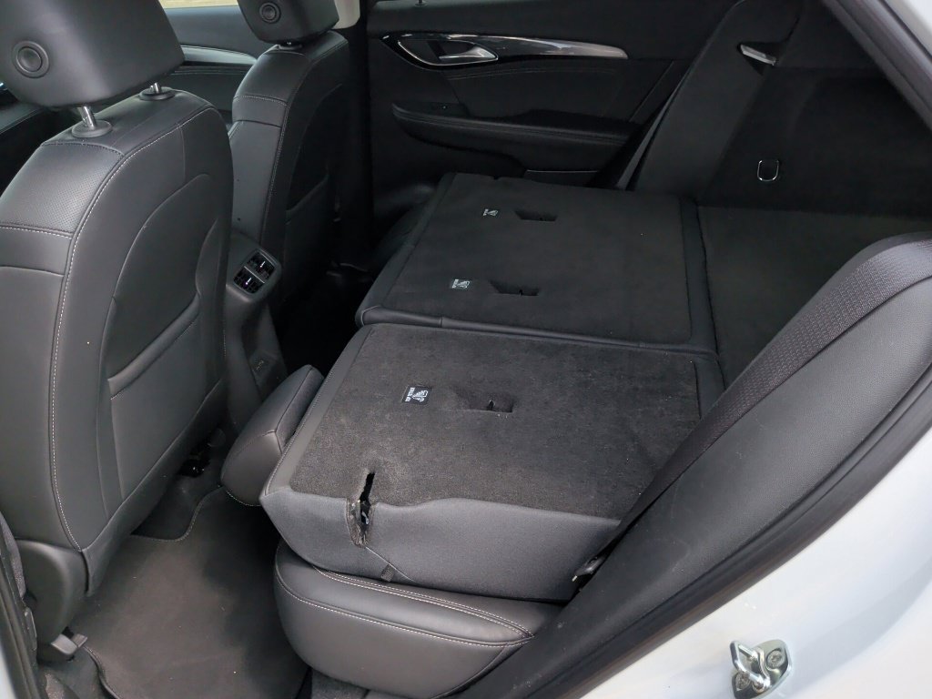 Used 2024 Buick Envision Preferred AWD/4WD image 36