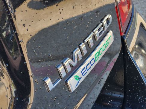 Used 2012 Ford Edge Limited image 11