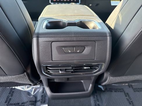 New 2024 GMC Sierra EV Denali image 22