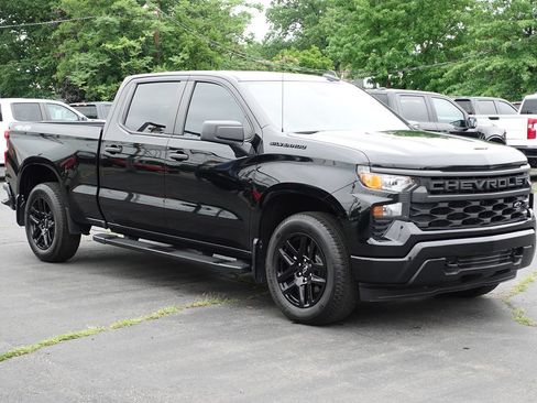 Used 2024 Chevrolet Silverado 1500 Custom AWD/4WD image 4