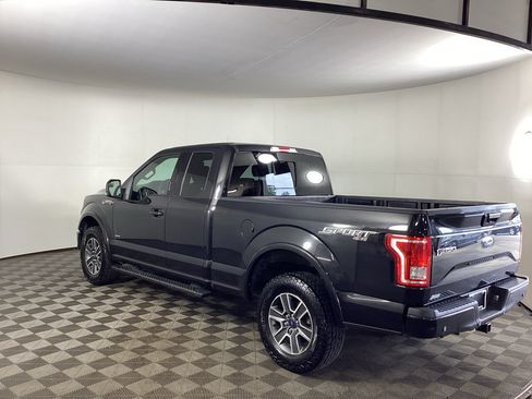 Used 2015 Ford F150 XLT w/ Equipment Group 302A Luxury AWD/4WD image 4