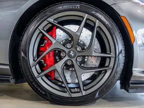 Used 2019 Ferrari 812 Superfast image 38