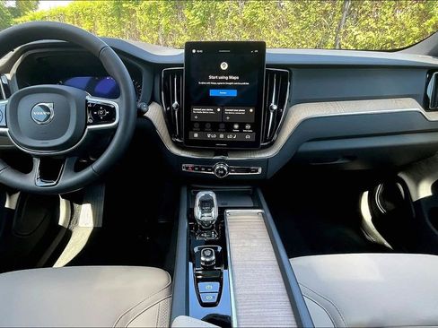 New 2026 Volvo XC60 B5 Plus w/ Protection Package Premier AWD/4WD image 9