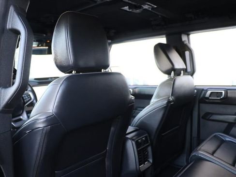 Used 2025 Ford Bronco Outer Banks image 16