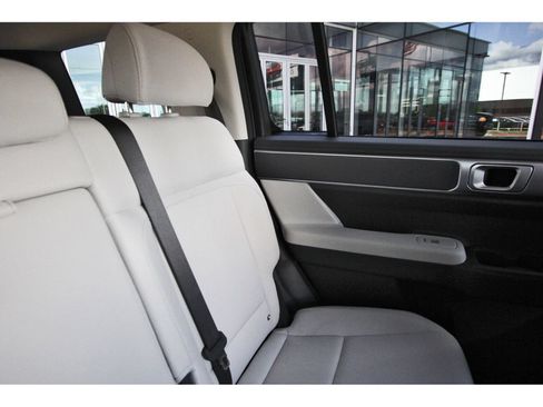 Certified 2026 Hyundai Santa Fe SE FWD image 14
