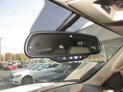 Used 2012 Chevrolet Suburban LTZ AWD/4WD image 68