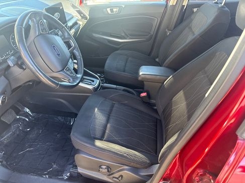 Used 2018 Ford EcoSport SE w/ SE Convenience Package image 17