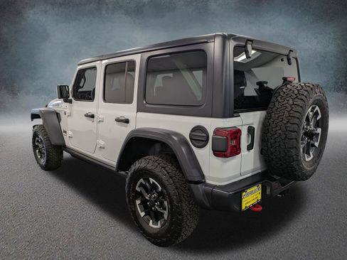 Used 2026 Jeep Wrangler Unlimited Rubicon AWD/4WD image 6