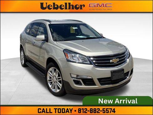 Used 2015 Chevrolet Traverse LT w/ Style and Technology Package FWD image 1