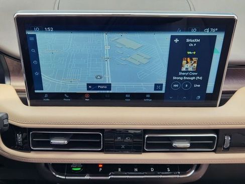 Used 2023 Lincoln Nautilus Reserve w/ Equipment Group 201A AWD/4WD image 12