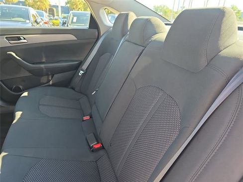 Used 2019 Hyundai Sonata SE FWD image 9