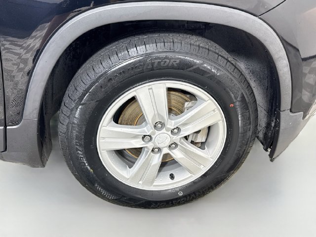 Used 2020 Chevrolet Trax LT FWD image 30