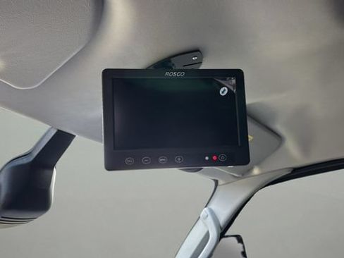 Used 2022 Ford E-450 and Econoline 450 Super Duty RWD image 30