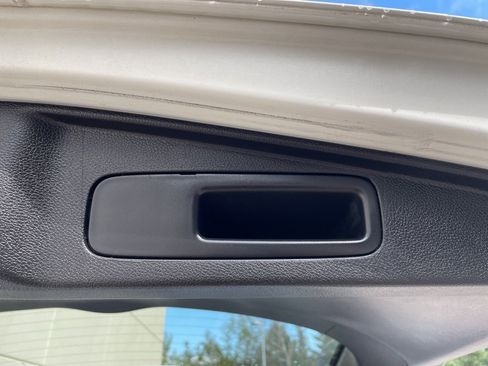 Used 2020 Honda CR-V EX image 12