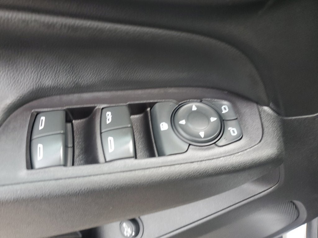 Used 2020 Chevrolet Equinox LT FWD image 17