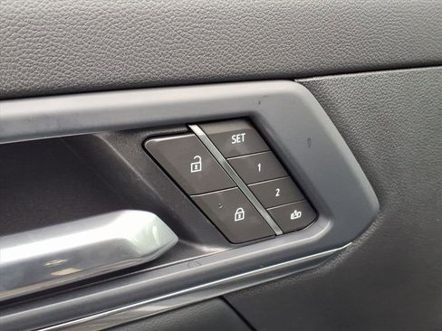 Used 2026 GMC Terrain Elevation w/ Elevation Premium Package image 6