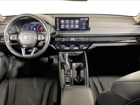 Used 2023 Honda Accord Touring image 15