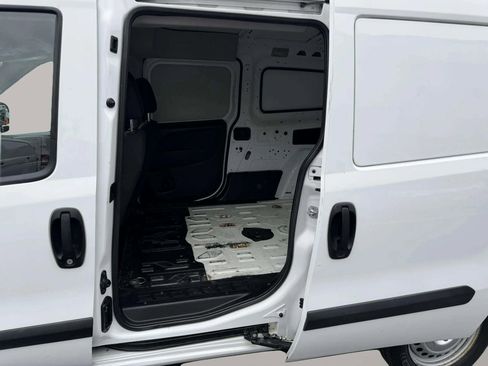 Used 2015 RAM ProMaster City Tradesman FWD image 4