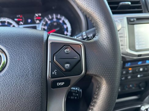 Used 2015 Toyota 4Runner Limited image 21