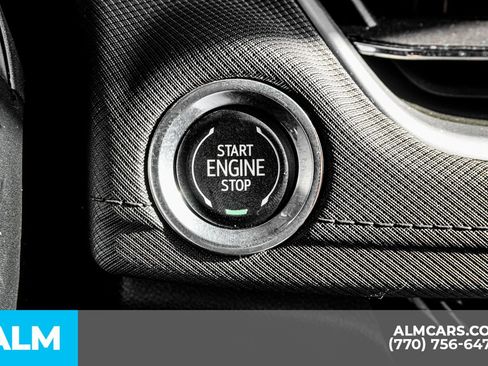 Used 2025 Chevrolet TrailBlazer LT image 34