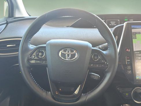 Used 2021 Toyota Prius Prime Limited FWD image 9