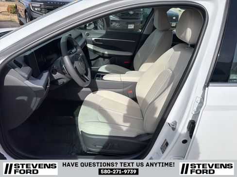 Used 2025 Hyundai Sonata SEL image 12