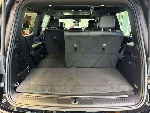 New 2026 Jeep Grand Wagoneer Limited AWD/4WD image 16