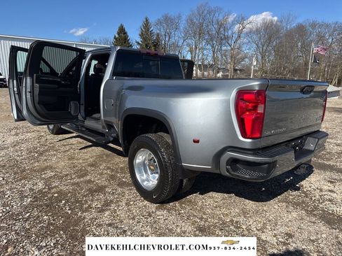 Used 2024 Chevrolet Silverado 3500 High Country w/ High Country Premium Package image 57