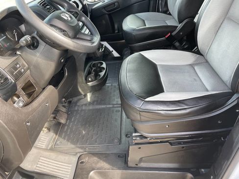 Used 2023 RAM ProMaster 2500 image 15