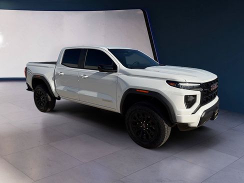 Used 2026 GMC Canyon Elevation RWD image 7
