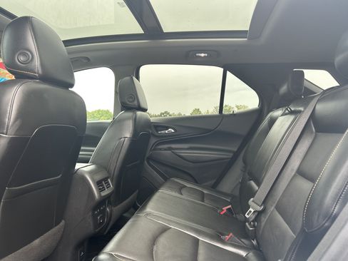 Used 2020 Chevrolet Equinox Premier AWD/4WD image 21