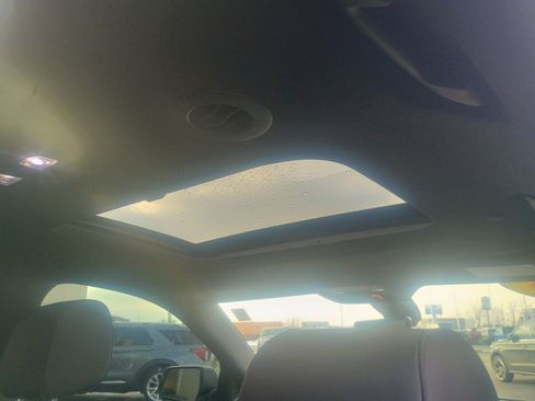 Used 2023 Chevrolet Traverse RS w/ LPO, Floor Liner Package image 18