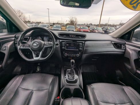 Used 2018 Nissan Rogue SL image 12