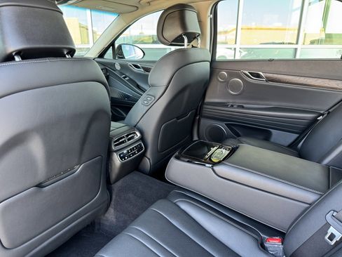Used 2022 Genesis G80 2.5T w/ Prestige Package image 41