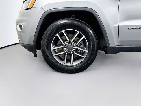 Used 2021 Jeep Grand Cherokee Limited AWD/4WD image 15