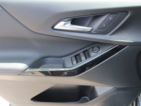 New 2026 Chevrolet Equinox LT w/ Safety and Technology Package FWD image 20