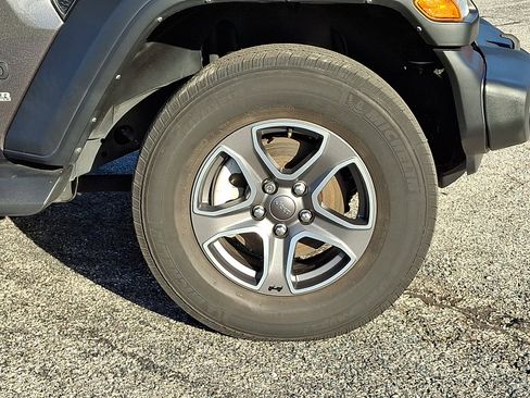 Certified 2022 Jeep Wrangler Unlimited Sport image 10