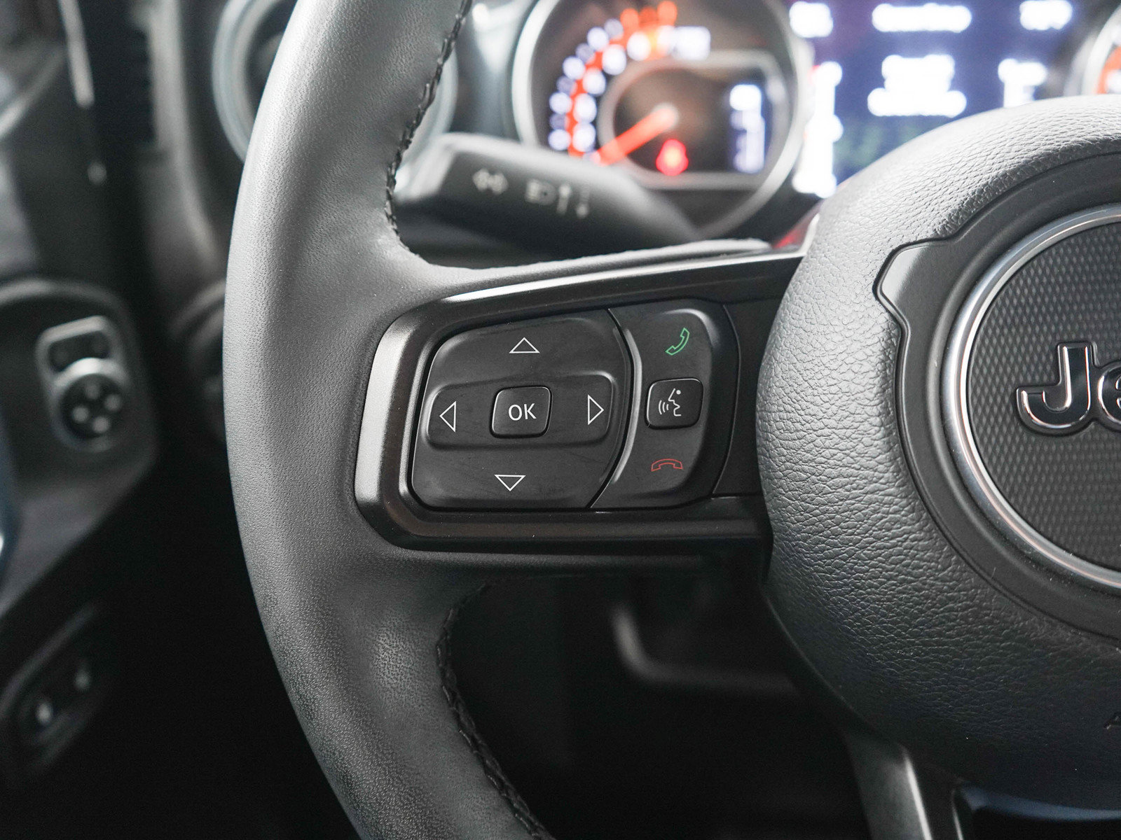 Used 2023 Jeep Wrangler Unlimited Sport AWD/4WD image 25