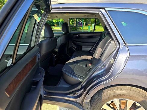 Used 2016 Subaru Outback 3.6R Limited image 27