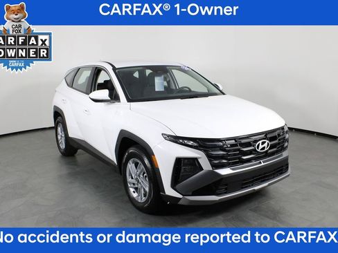 Certified 2026 Hyundai Tucson SE image 5