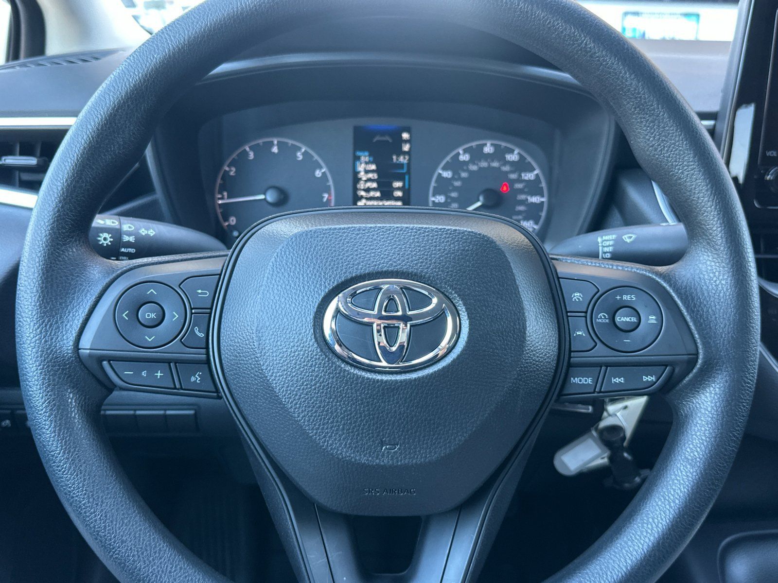 Used 2024 Toyota Corolla LE FWD image 21