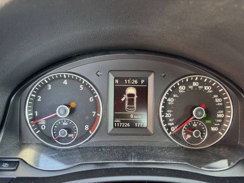Used 2012 Volkswagen Eos Komfort FWD image 11