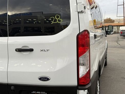 Used 2023 Ford Transit 350 XLT RWD image 10